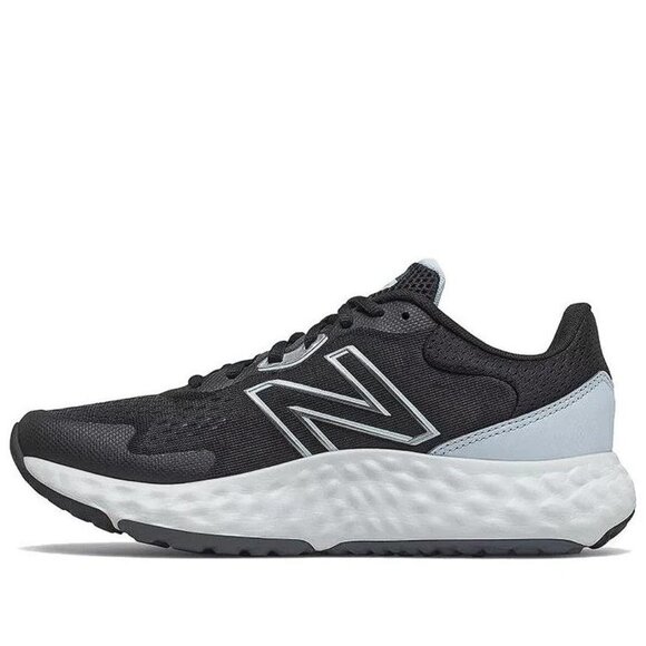 NEW BALANCE Women's Fresh Foam EVOZ Running Shoes Size 8B in Black/White - Picture 1 of 9